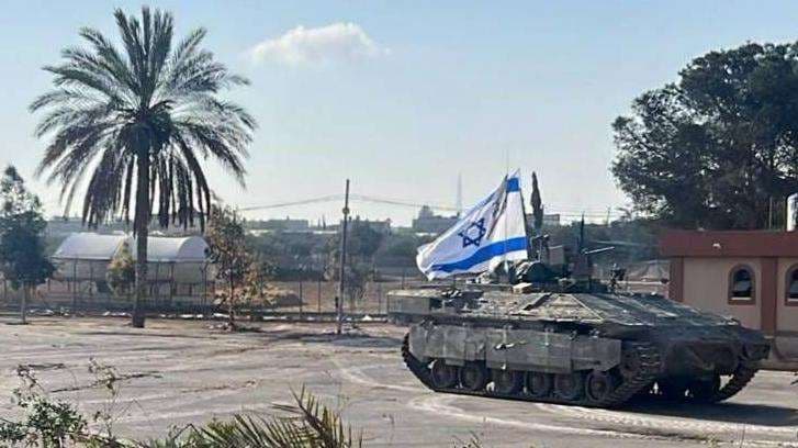El ejército israelí toma el control del lado palestino del cruce de Rafah, que une la Franja de Gaza con Egipto
